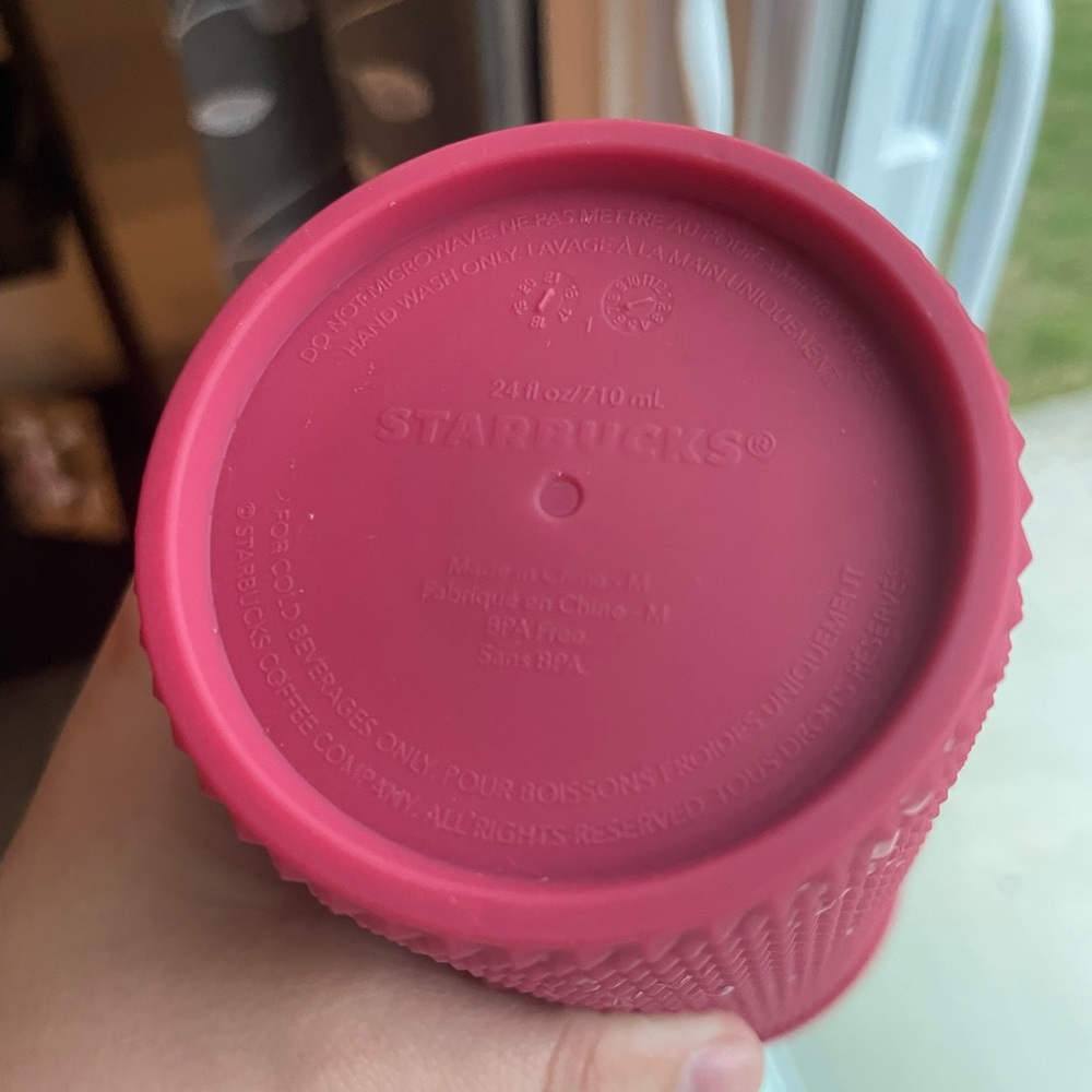 🌶️ Starbucks Matte Red Studded Tumbler 🌶️ - Picture 2 of 3